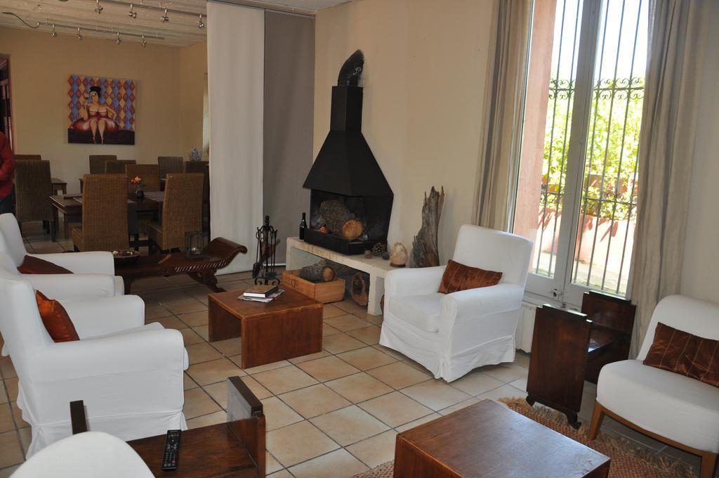 Mas Figueres Marca Exterior photo