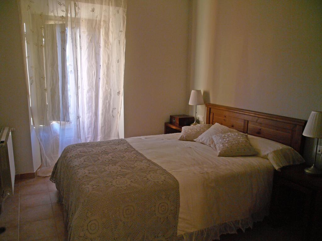 Mas Figueres Marca Room photo