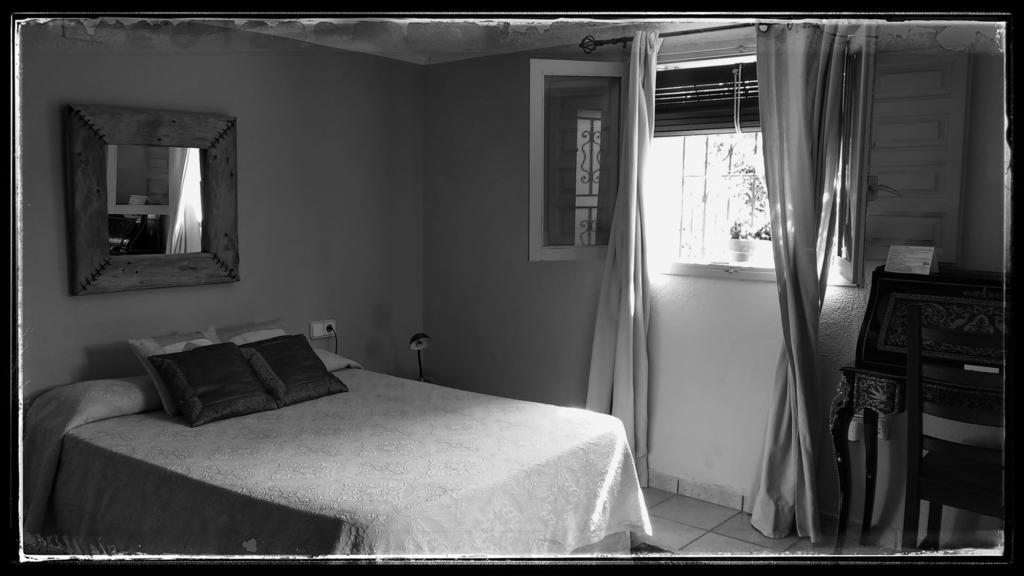 Mas Figueres Marca Room photo